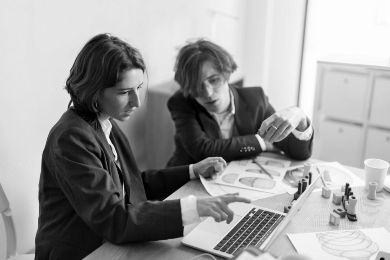 台灣股市技術分析圖表與市場走勢預測